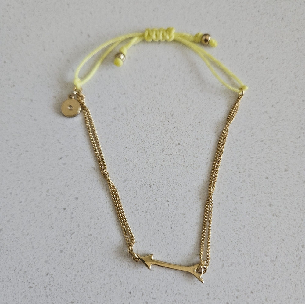 Stella & Dot Gold Arrow Bracelet